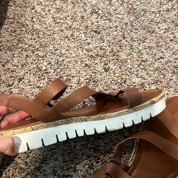 Sandals - Picture 2 of 3